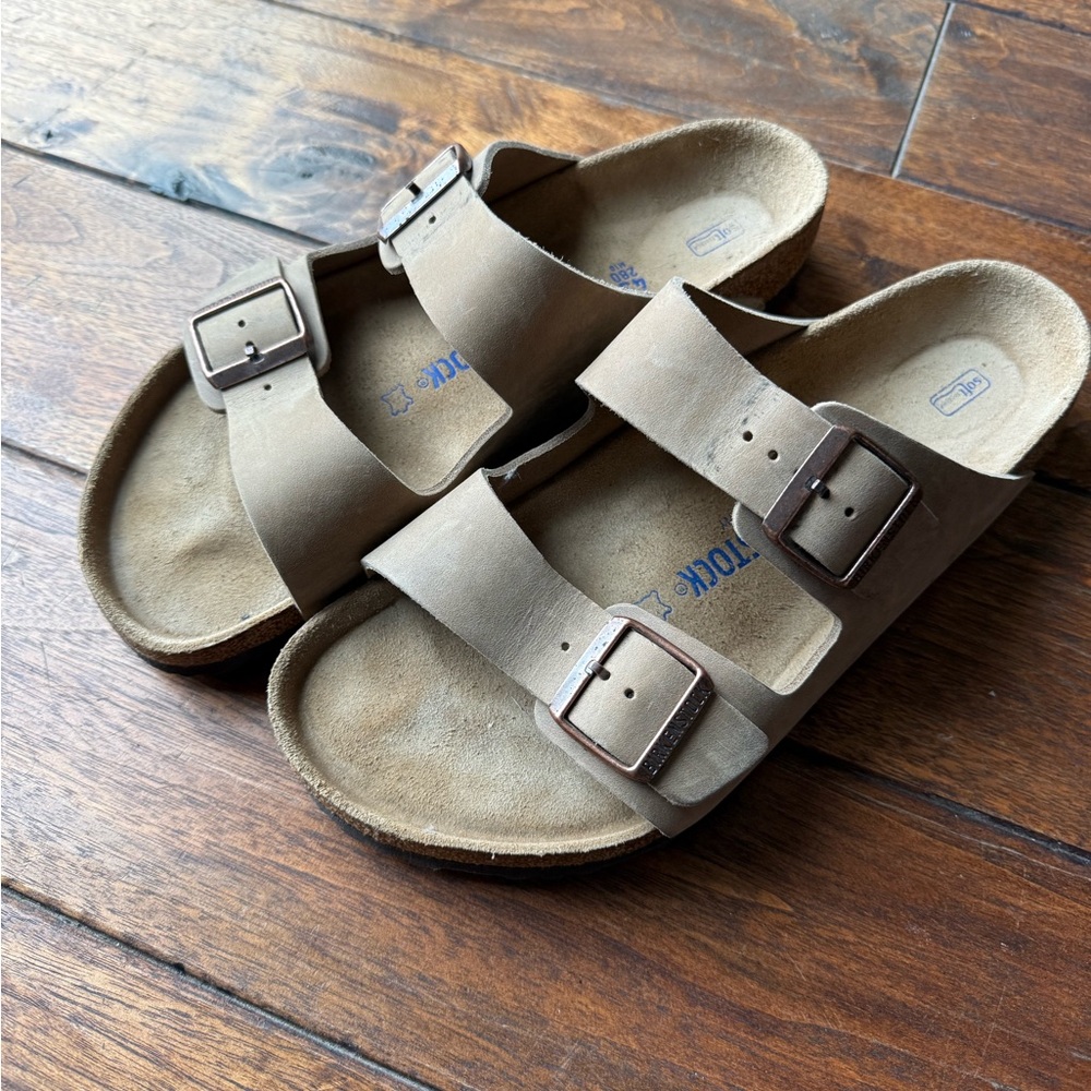 NWOT Arizona Sandals Size 43 Men’s 10-10.5- Oiled Leather